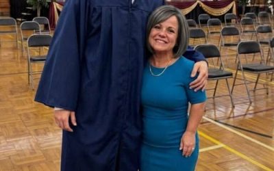 My Mom Raised Me Alone – but at My College Graduation, My Biological Father Showed Up and Said She’d Lied to Me My Whole Life